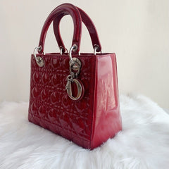 Louis vuitton red glossy patent leather fashion handbag